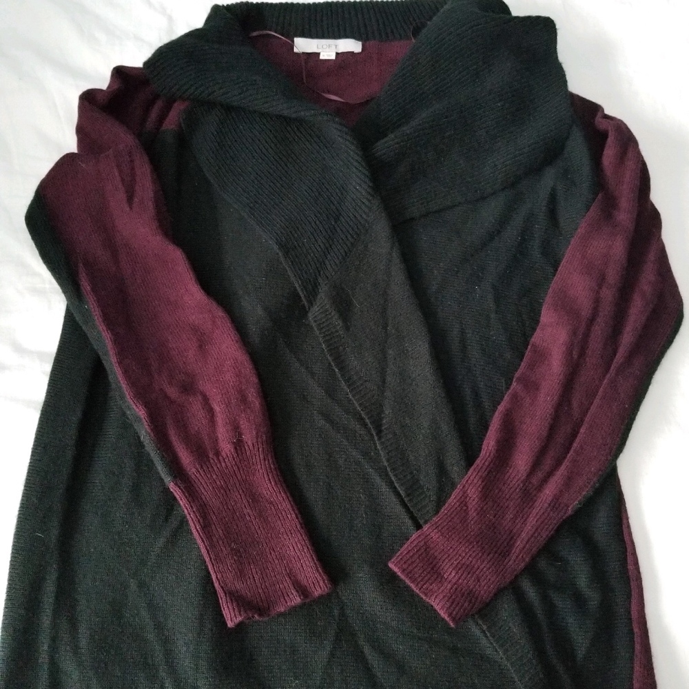 Loft Cardigan Black & Burgundy Size M